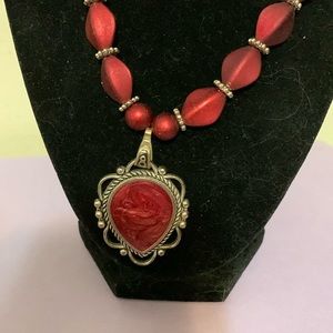 Beautiful necklace 17”